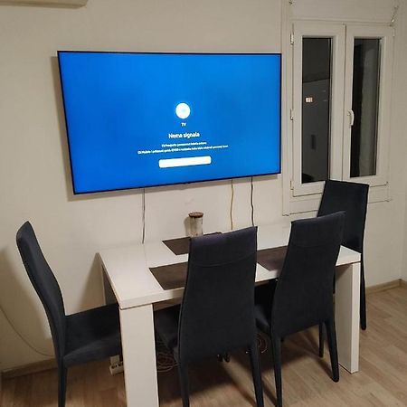 Tomy Lägenhet Koper Exteriör bild