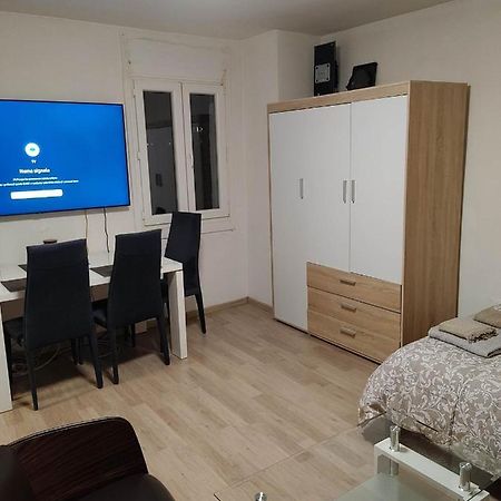 Tomy Lägenhet Koper Exteriör bild